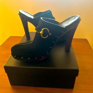1955 black Gucci horse bit accent suede mules